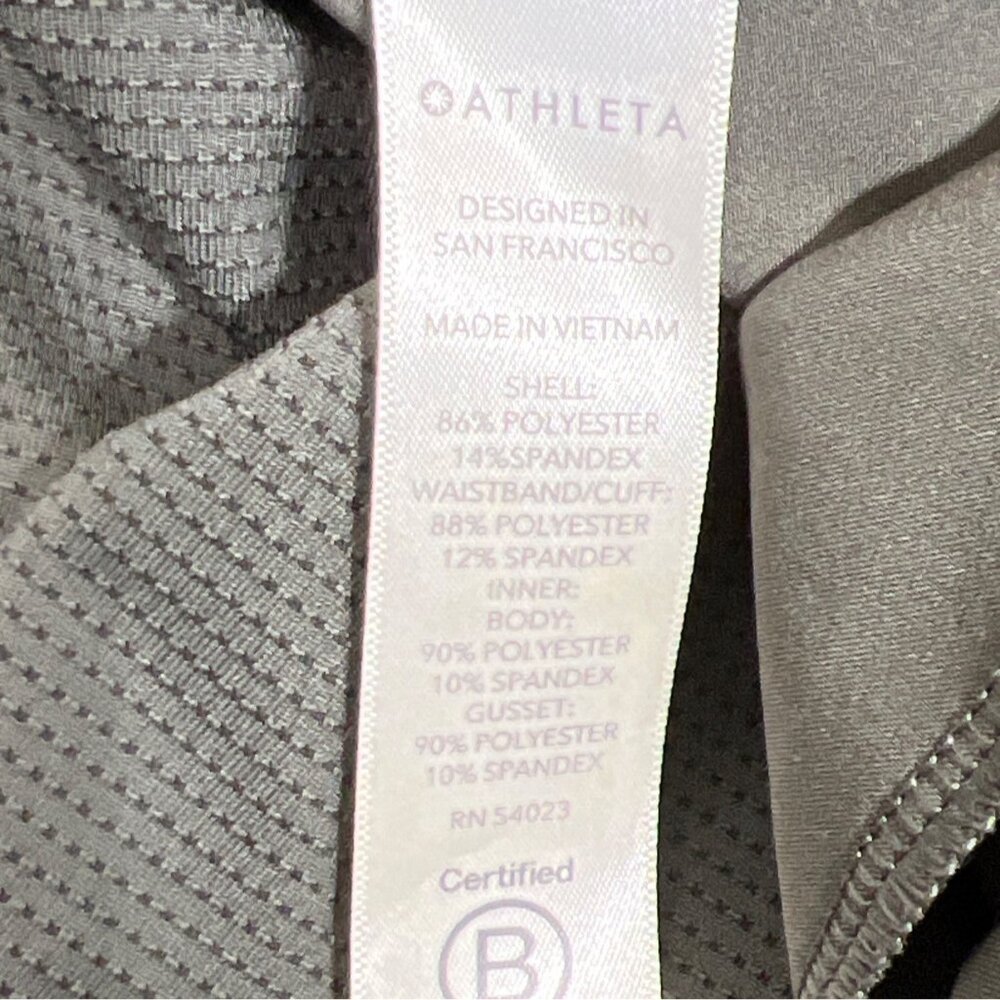 ATHLETA Soho Skort in Arbor Olive Sz 6 #211382 EUC - Picture 5 of 5